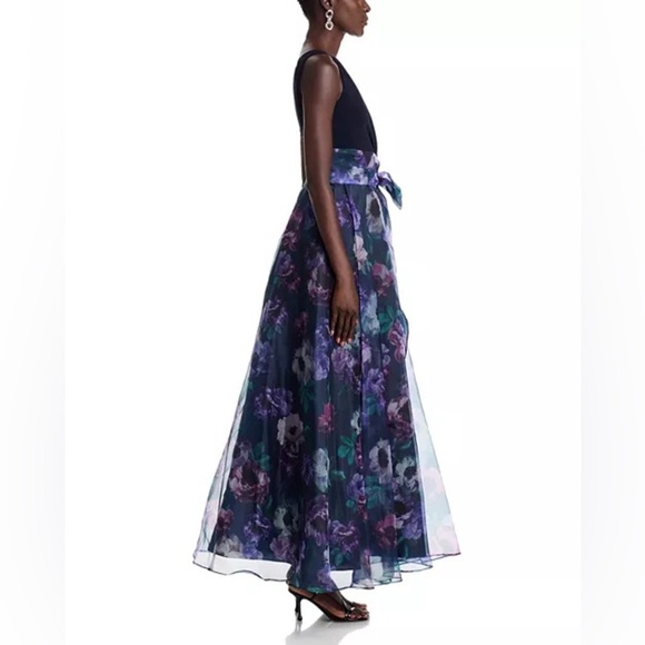 Eliza J
Sleeveless Surplice Neck Mixed Media Gown - Picture 7 of 13